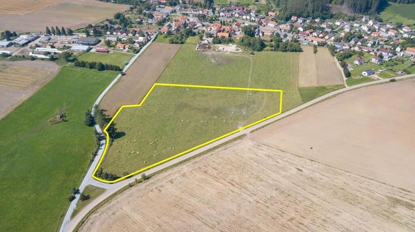 Prodej komerčního pozemku, Těškov, 32456 m2