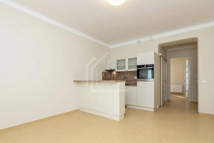 Pronájem bytu 2+kk, Praha - Vinohrady, Lublaňská, 41 m2