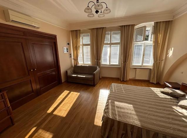 Prodej bytu 2+kk, Karlovy Vary, Vřídelní, 58 m2