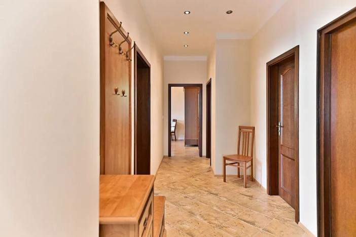 Prodej bytu 3+1, Karlovy Vary, Krále Jiřího, 105 m2