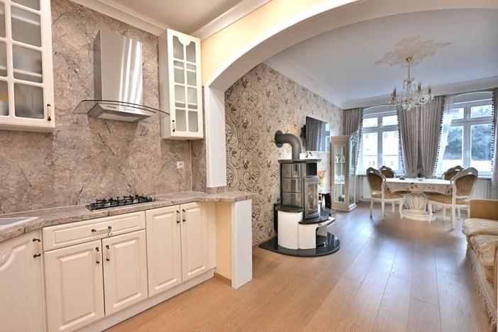 Prodej bytu 2+kk, Karlovy Vary, Vřídelní, 55 m2