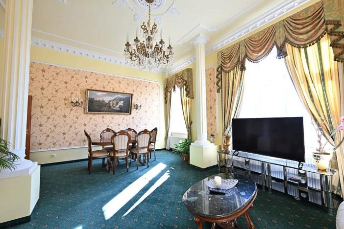 Prodej bytu 1+kk, Karlovy Vary, Dr. Janatky, 38 m2