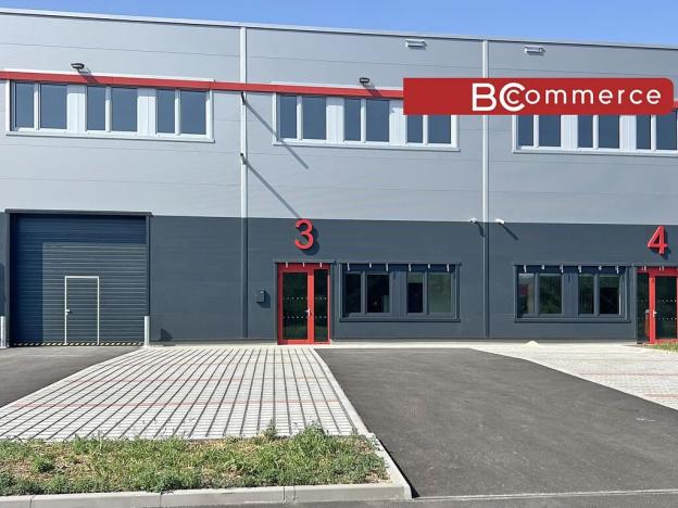 Pronájem skladu, Mikulov, 1000 m2