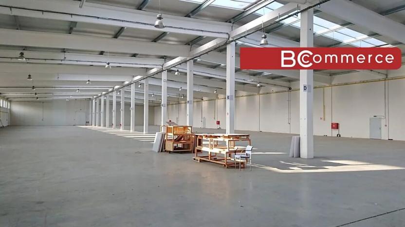 Pronájem skladu, Kuřim, 2400 m2