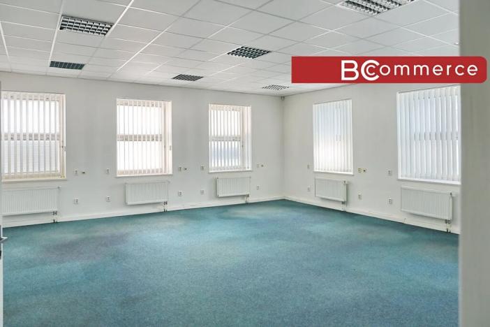 Pronájem kanceláře, Modřice, Masarykova, 510 m2