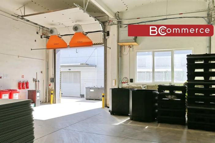 Pronájem skladu, Kuřim, 3207 m2