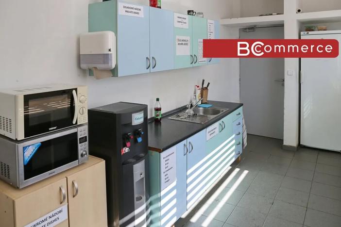 Pronájem skladu, Kuřim, 3207 m2