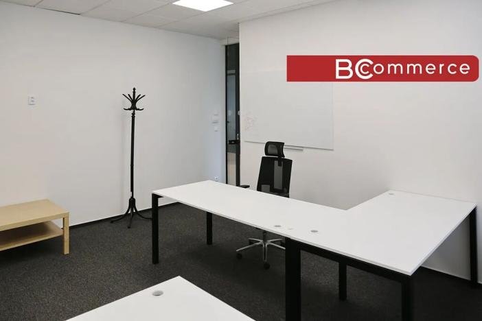 Pronájem kanceláře, Brno, 373 m2