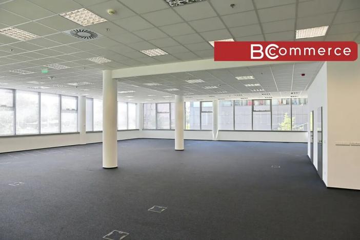 Pronájem kanceláře, Brno, 552 m2