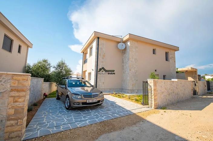 Prodej ubytování, Jakišnica, Chorvatsko, 160 m2