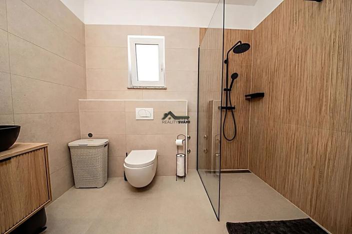 Prodej ubytování, Jakišnica, Chorvatsko, 160 m2