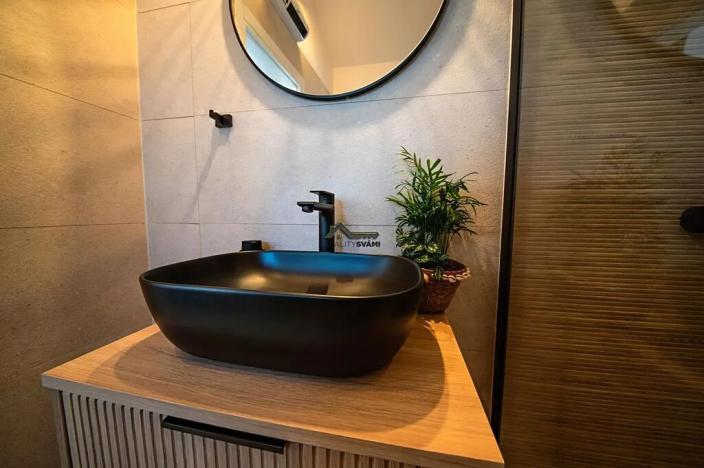 Prodej ubytování, Jakišnica, Chorvatsko, 160 m2