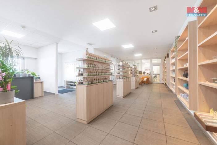 Prodej výrobních prostor, Tečovice, 2469 m2