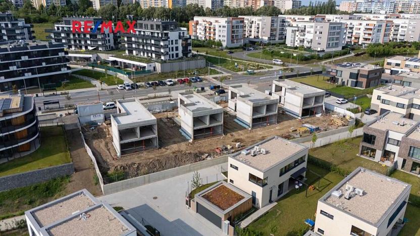 Prodej vily, Praha - Stodůlky, Nekonečného, 234 m2