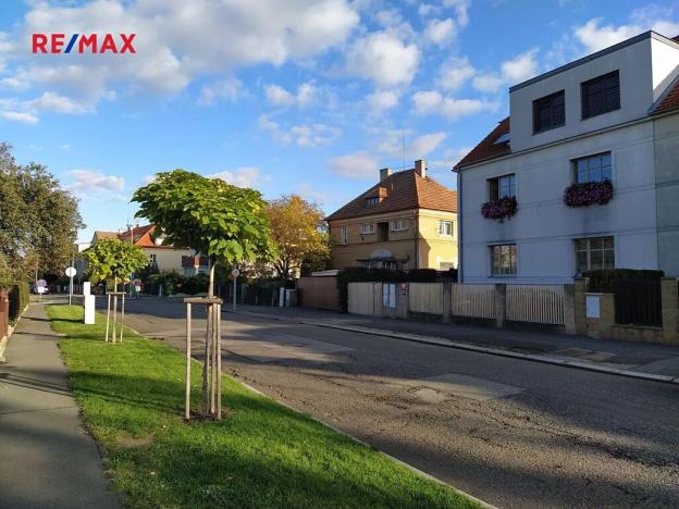 Pronájem bytu 2+kk, Praha - Břevnov, Malobřevnovská, 45 m2