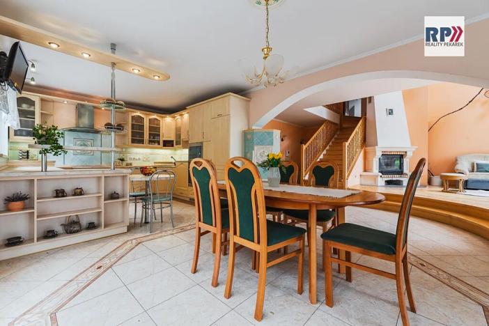 Prodej rodinného domu, Šestajovice, Potoční, 320 m2