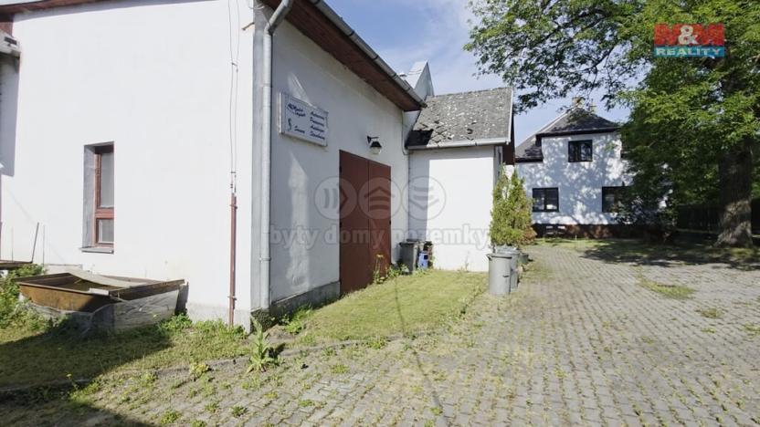 Prodej obchodního prostoru, Budišov nad Budišovkou, Nábřeží, 500 m2