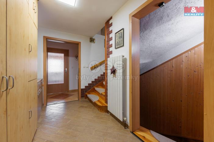 Prodej rodinného domu, Karlovy Vary - Stará Role, Nové domky, 152 m2