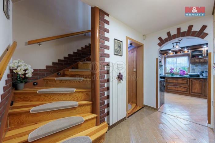 Prodej rodinného domu, Karlovy Vary - Stará Role, Nové domky, 152 m2