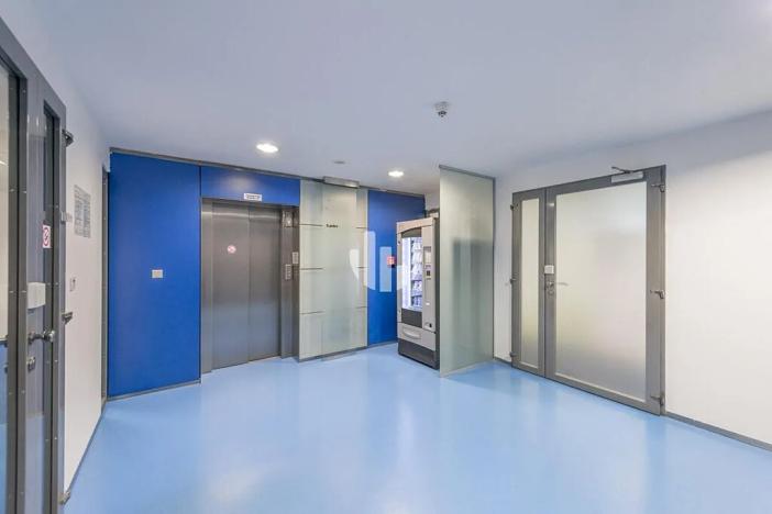 Pronájem kanceláře, Praha - Nusle, Doudlebská, 321 m2