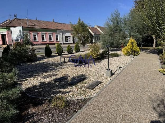 Pronájem bytu 1+kk, Břeclav, Lednická, 34 m2