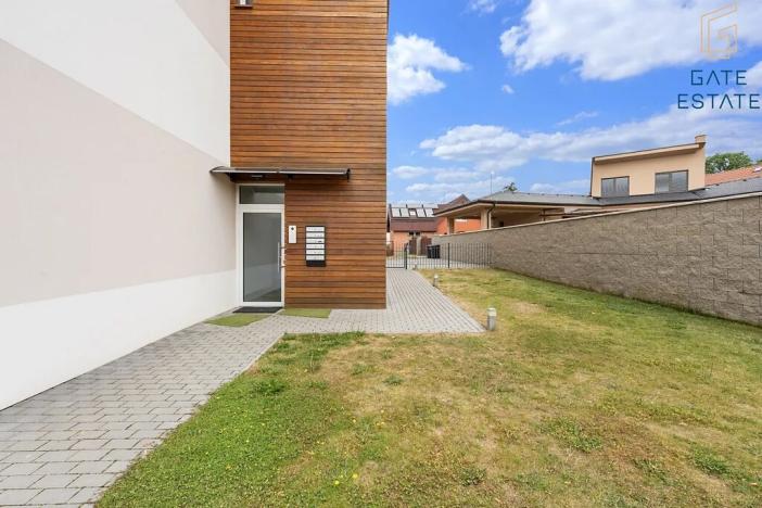 Prodej bytu 2+kk, Křížkový Újezdec, 46 m2