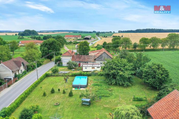 Prodej pozemku pro bydlení, Češov, 850 m2