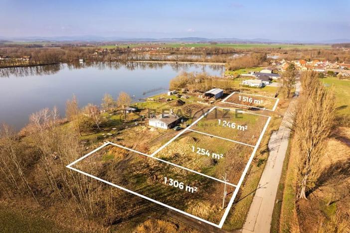 Prodej pozemku pro bydlení, Dívčice, 1513 m2