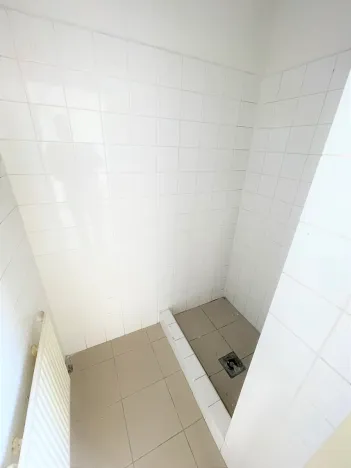 Pronájem obchodního prostoru, Louny, Postoloprtská, 210 m2