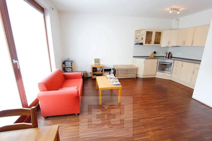Pronájem bytu 1+kk, Praha - Karlín, Kollárova, 43 m2