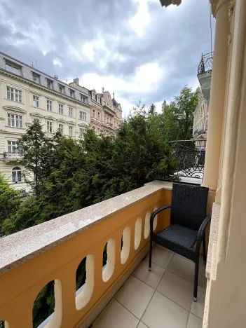 Prodej bytu 2+kk, Karlovy Vary, Sadová, 85 m2