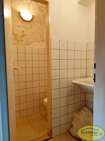 Pronájem obchodního prostoru, Olomouc, Praskova, 130 m2