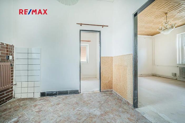 Prodej rodinného domu, Praha - Dolní Počernice, Listopadová, 302 m2