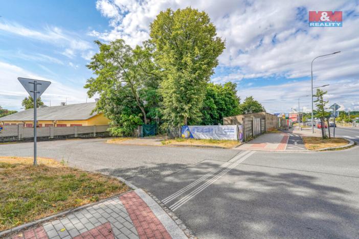 Prodej garáže, Plzeň, Dobřanská, 133 m2