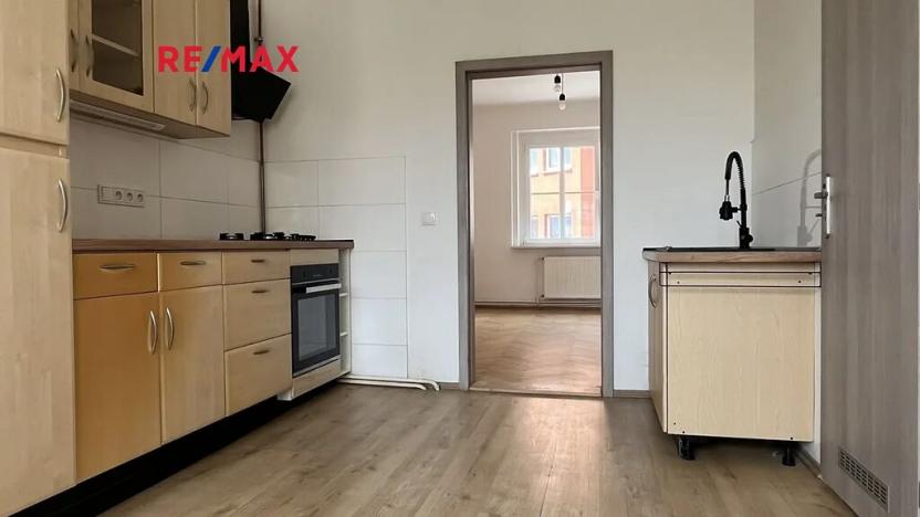 Prodej bytu 2+1, Kladno, Poštovní náměstí, 63 m2