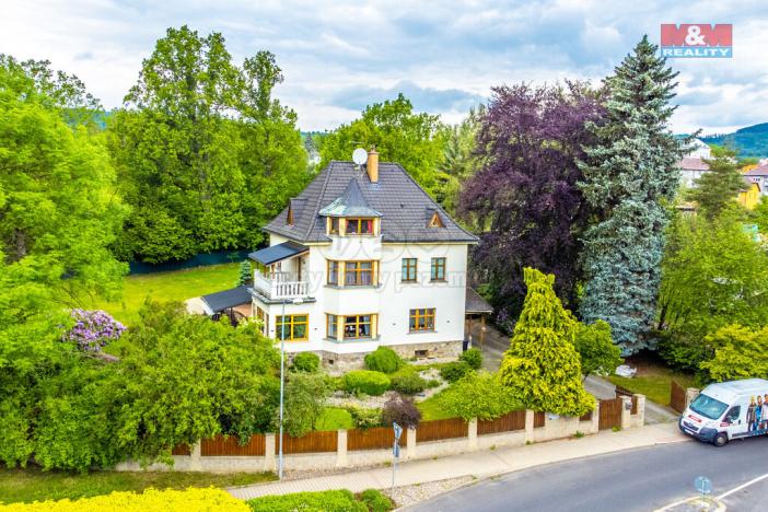 Prodej rodinného domu, Nový Bor, Smetanova, 250 m2