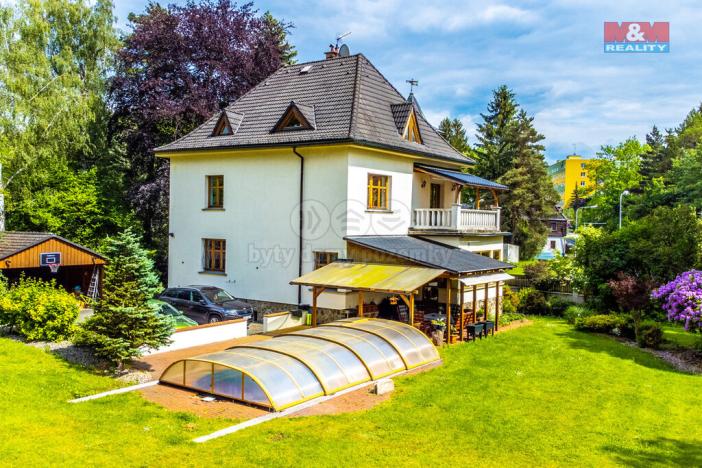 Prodej rodinného domu, Nový Bor, Smetanova, 250 m2