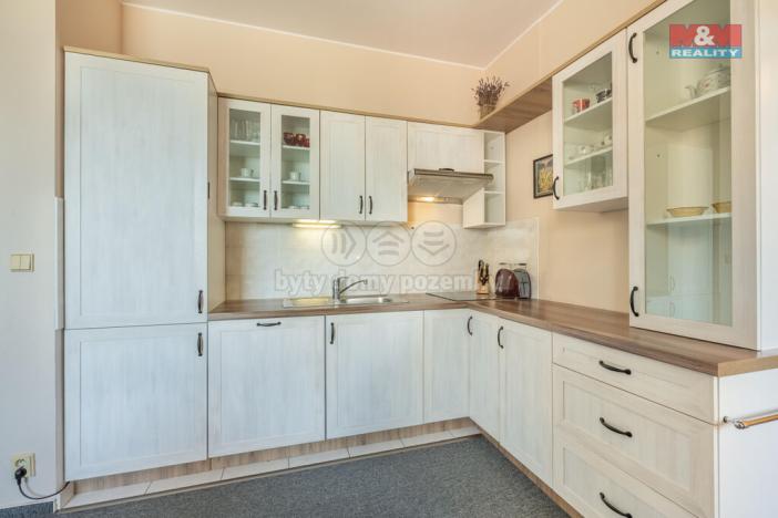 Pronájem bytu 2+kk, Praha, U kříže, 37 m2