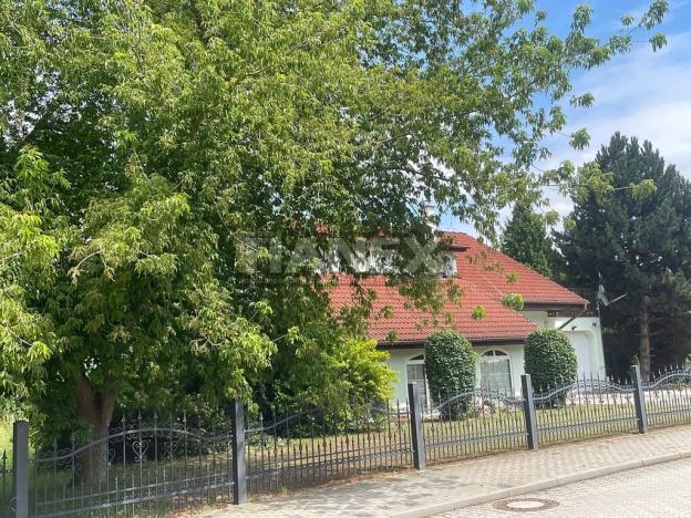 Prodej rodinného domu, Praha - Nebušice, Na Malé Šárce, 194 m2