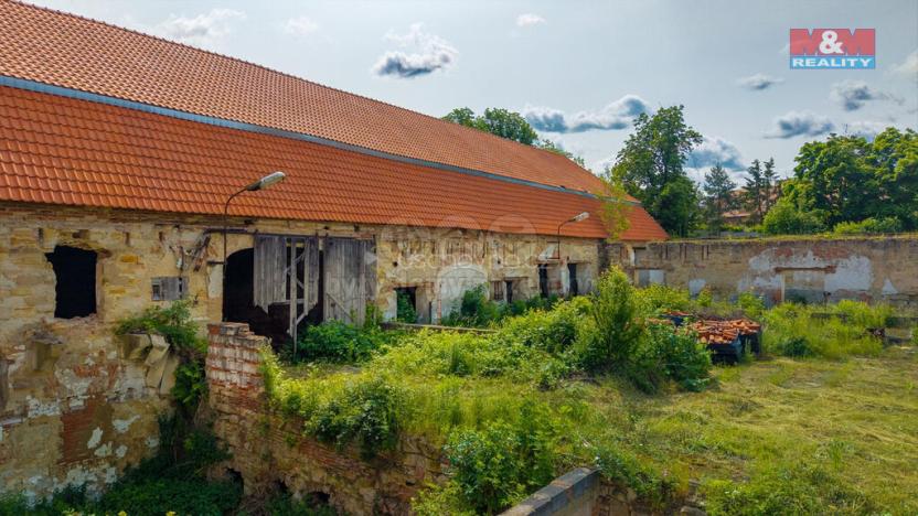 Prodej historického objektu, Zvoleněves, 5000 m2