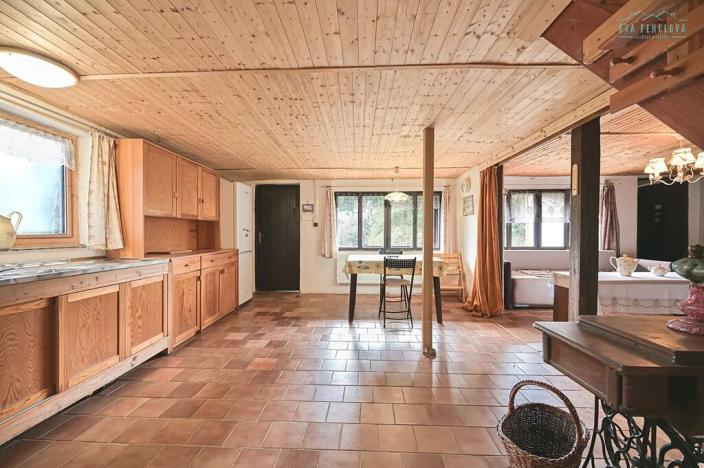 Prodej chaty, Lisov, 110 m2