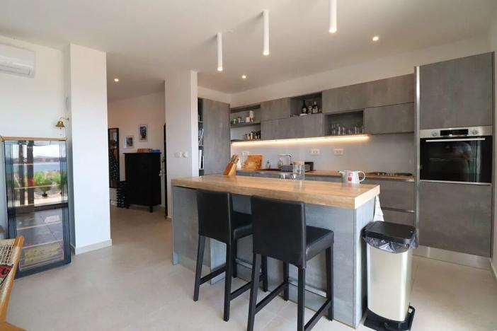 Prodej bytu 3+kk, Vodice, 85 m2