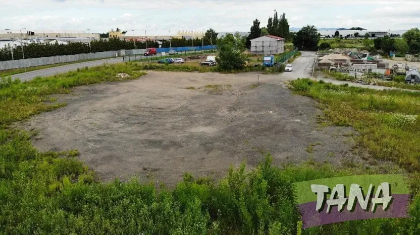 Prodej komerčního pozemku, Mnichovo Hradiště, 6745 m2