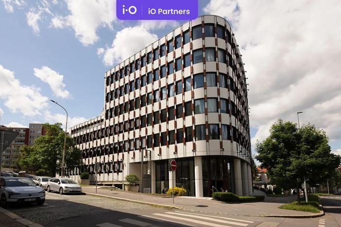 Pronájem kanceláře, Praha - Nusle, Lomnického, 537 m2