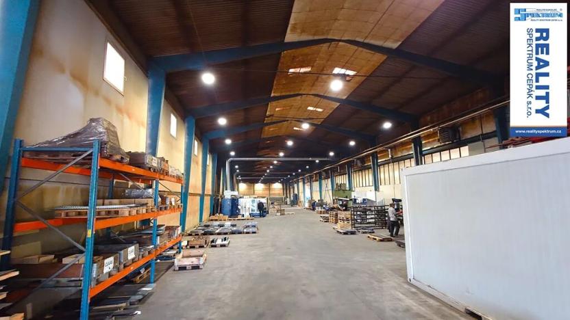 Pronájem skladu, Lišov, Hůrecká, 1768 m2