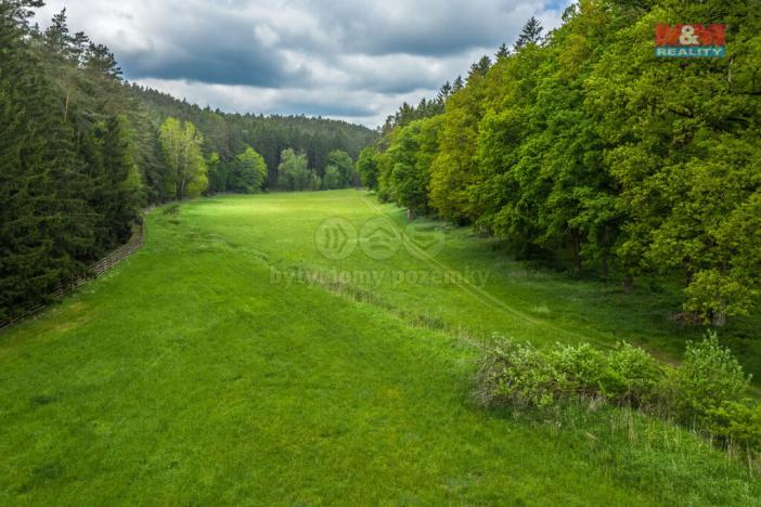 Prodej zahrady, Bílá Hlína, 1800 m2
