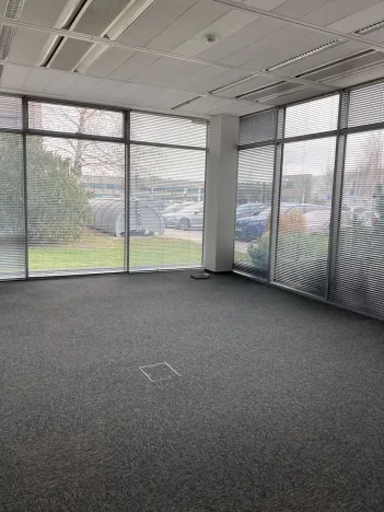 Pronájem kanceláře, Ostrava, Na Rovince, 1300 m2