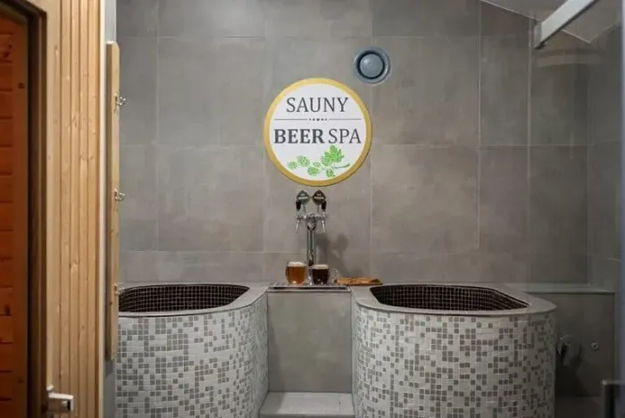 Prodej obchodního prostoru, Praha - Malá Strana, Zborovská, 333 m2