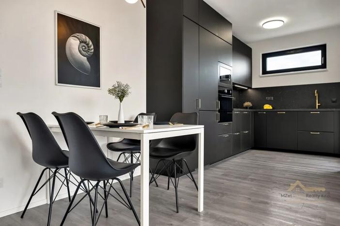 Prodej bytu 2+kk, Praha - Vysočany, Svatošových, 60 m2