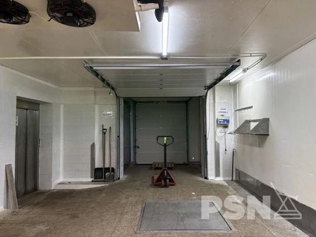 Pronájem výrobních prostor, Brno, U vlečky, 949 m2